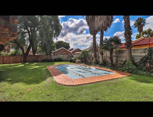 3 BEDROOM HOUSE FOR SALE IN SUNWARD PARK